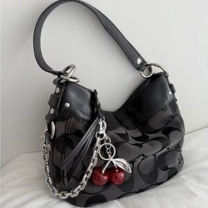 vintage Coach Optic Canvas Zoe Shoulder Bag